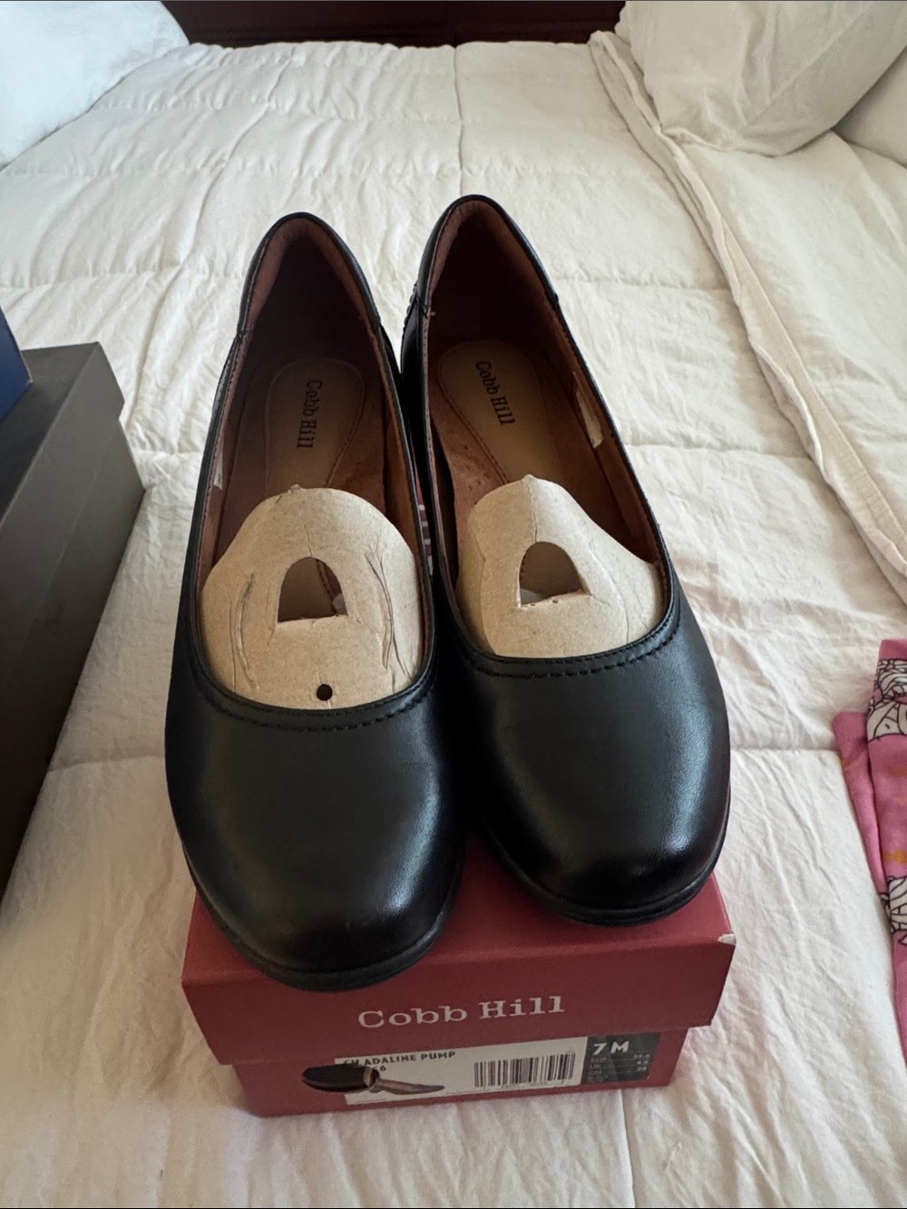 Cobb Hill by New Balance Black Leather Flats with Rounded Toe